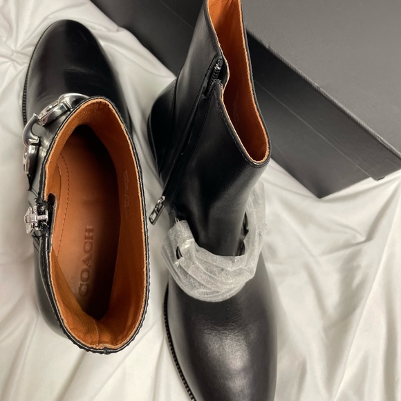 Allen Sigchn Black Coach Booties - Picture 6 of 6